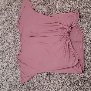 Dorman Style Tee Knotted bottom